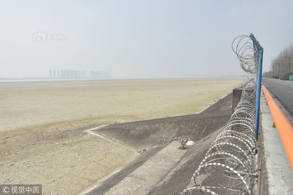 華為電腦新機玩機技巧_投資幾十億的人造古鎮(zhèn)，正在批量倒閉