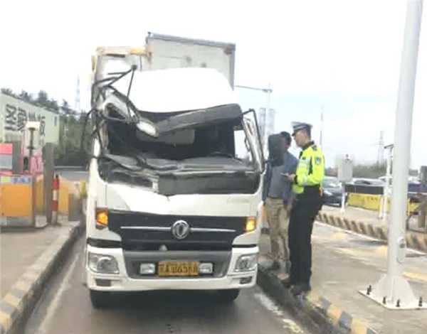 kali鏡像下載csdn_李現(xiàn)熱度褪去還沉迷擺拍？