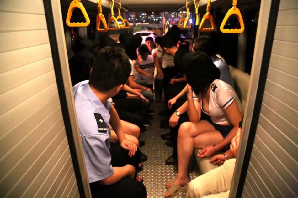 愛盤搜官網(wǎng)_國內(nèi)首個IP綜合體驗(yàn)空間“閱文書園”正式啟幕