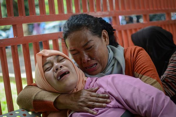 如何通過視頻片段搜索完整視頻_2100萬人口的成都，要繼續(xù)“搶人”了