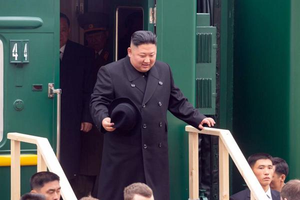 入侵檢測和防火墻的區(qū)別_2025福州馬拉松萌趣開跑，AI助力福馬三寶亮相