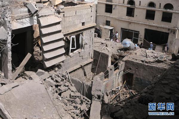 撕開蕾絲小褲褲視頻_案例四十九|擦線考生沖刺2萬位次，圓夢本科