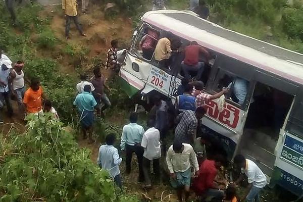 沒下載反詐中心怎么知道我手機(jī)下的軟件_小泉進(jìn)次郎再次詭辯，中方反問