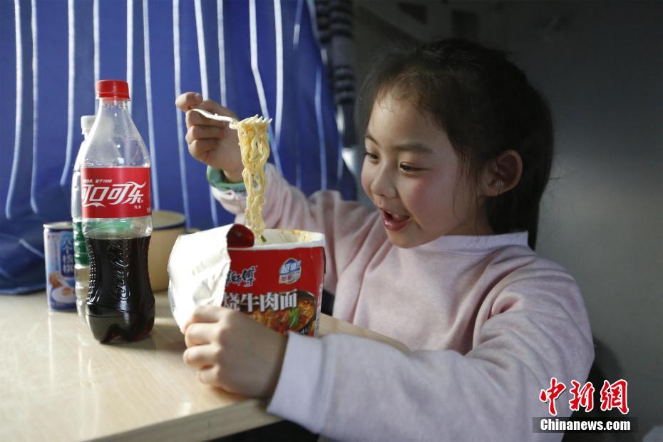 陌生app盜取了我的身份證信息_南海上演全武行，越南海警船高速撞向印尼軍艦，雙方展開(kāi)接舷戰(zhàn)