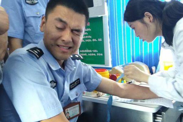 女子自學(xué)刑法為愛犬討公道_前主編Global丨山姆·奧特曼急速糾…