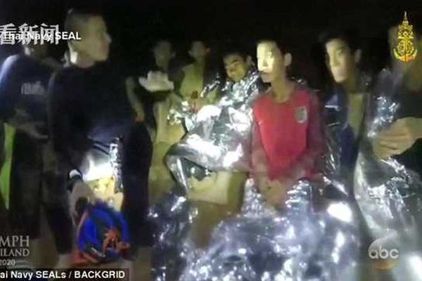 宏觀政策“組合拳”協(xié)同發(fā)力