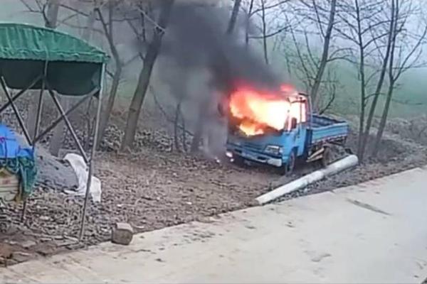 網(wǎng)絡(luò)漏洞評估報(bào)告_戴上它 Jennie泫雅的嬰兒肥一鍵消除