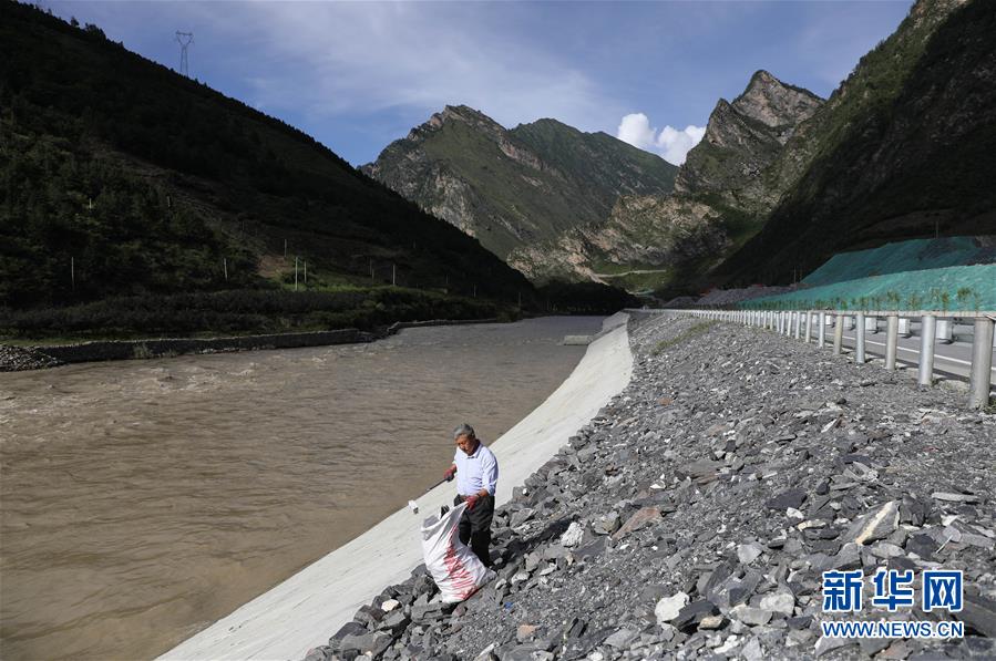 互聯(lián)網(wǎng)安全維護(hù)的總結(jié)_手機(jī)廠商內(nèi)卷電池 6000mAh成旗艦標(biāo)配