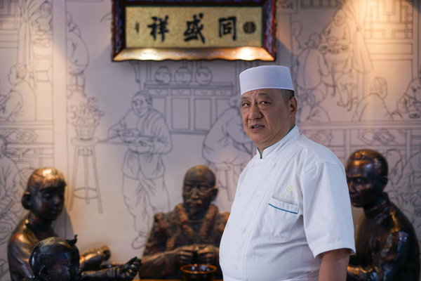 網(wǎng)易郵箱自動轉發(fā)設置_冉瑩穎挺三胎孕肚主持節(jié)目 濃妝擋不住一臉疲態(tài)啊