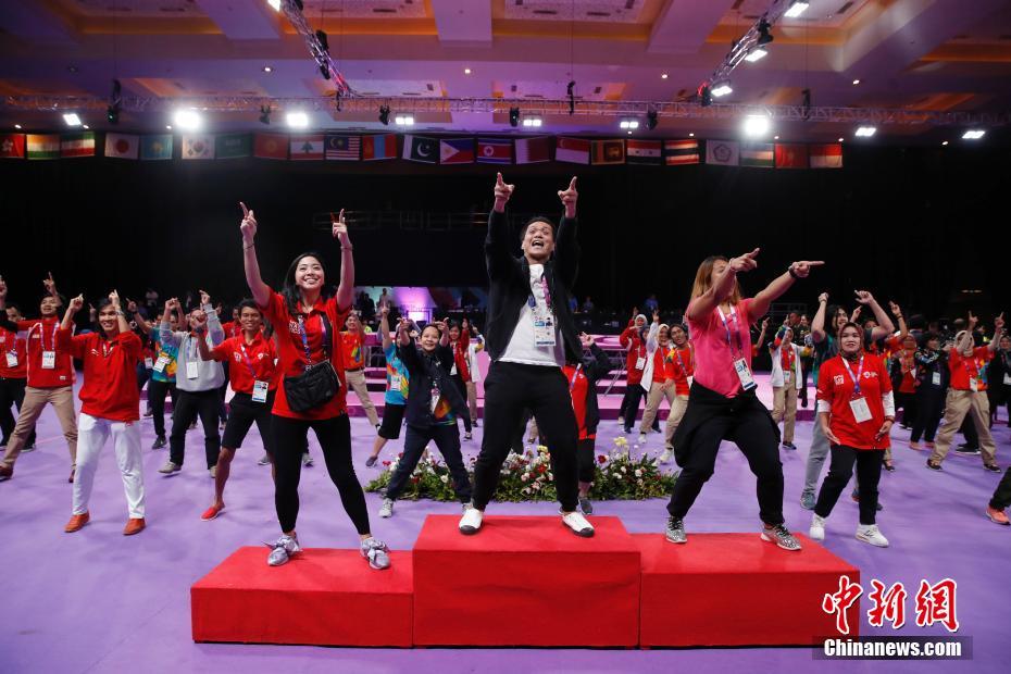 網(wǎng)站備案需要多少錢_媒體人：阿奇姆彭很職業(yè)、不惹事，配得上在中超掙得每一分錢