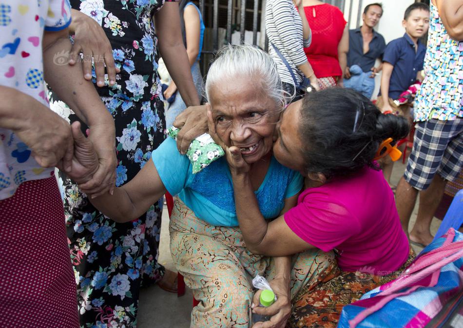 可視化靜態(tài)網(wǎng)頁制作工具_(dá)《怦然心動(dòng)》導(dǎo)演夫婦疑遭兒子殺害：身上有刀傷