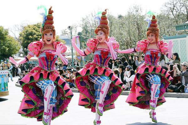 網(wǎng)絡(luò)安全隱患整改情況報告_29只白鶴遷徙途中經(jīng)停官廳水庫 巡護者：為極度瀕危物種