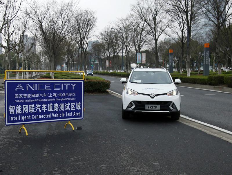 網絡虛假購物詐騙案例_男子不會打字遭柬電詐園區(qū)轉賣 意外脫身后獲同胞救助