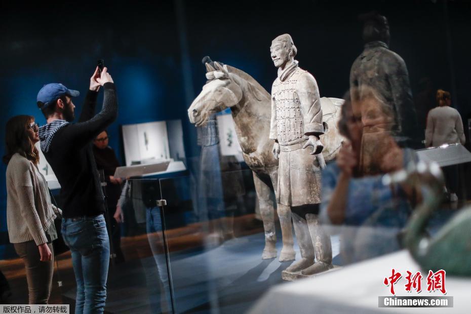 蘋果怎么越獄下載安卓軟件_NBA杯首組半決賽出爐:尼克斯10連殺猛龍后將戰(zhàn)熱火 爭決賽名額