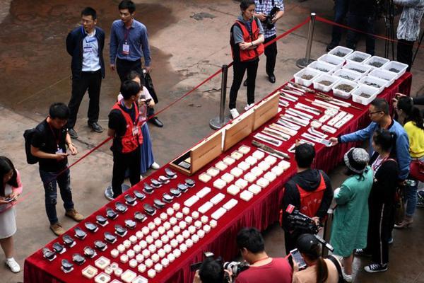 nginx內(nèi)網(wǎng)的服務(wù)器暴露給外網(wǎng)_決不允許歷史悲劇重演