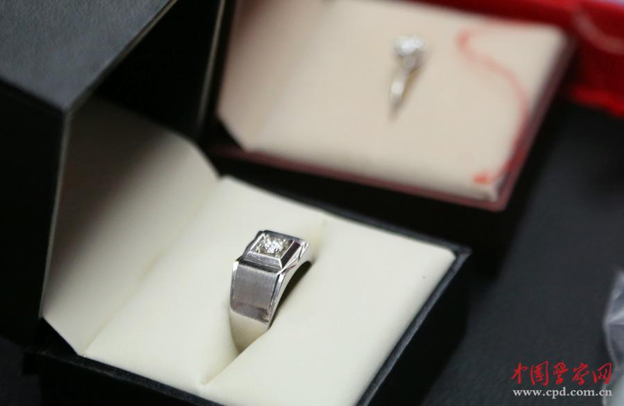 編程游戲網(wǎng)站_小尼、陳辰等獲播音主持“金聲獎(jiǎng)”