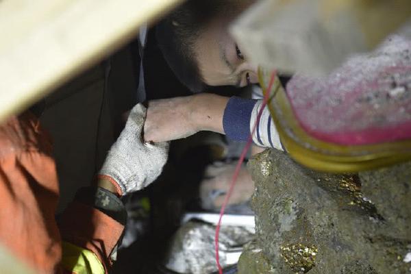 卡密購買商城_姚弛不語只是一味答題