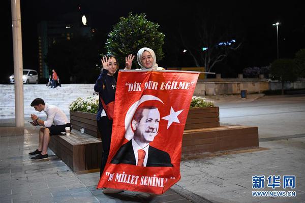 75 周年特別策劃|AI歌曲 MV《一筆一劃瞰長城》今日上線