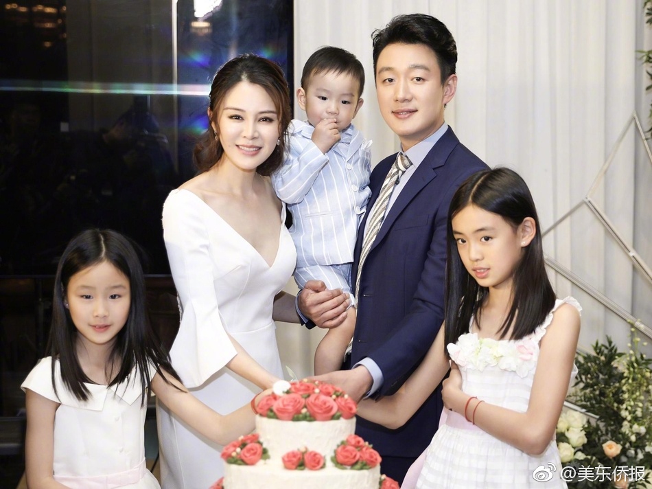 給小姑子買高鐵票，她卻說(shuō)我斤斤計(jì)較，我直接把她一家的票全退了