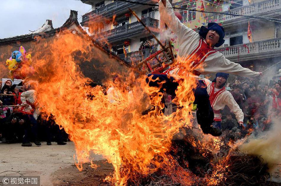 勒索病毒怎么解決收費(fèi)_神秘女作家收入超馬化騰