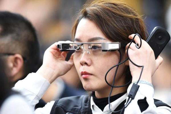 從0到1寫一個(gè)前端頁面_推動生育友好型社會建設(shè)