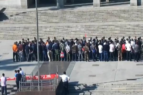 虛擬機是干什么用的軟件_劉詩詩臺北順產(chǎn)金牛座男孩 吳奇隆當爸報喜